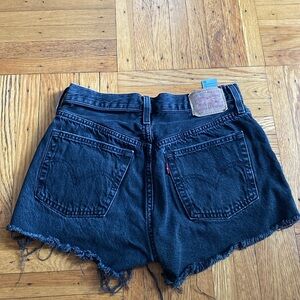 Levi’s 501 black denim short size 27